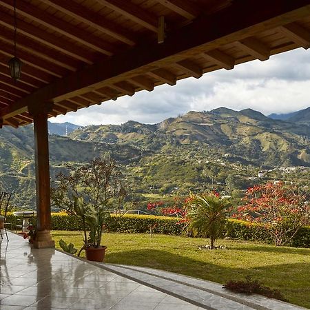 Villa Beatriz Lodge Vilcabamba Extérieur photo