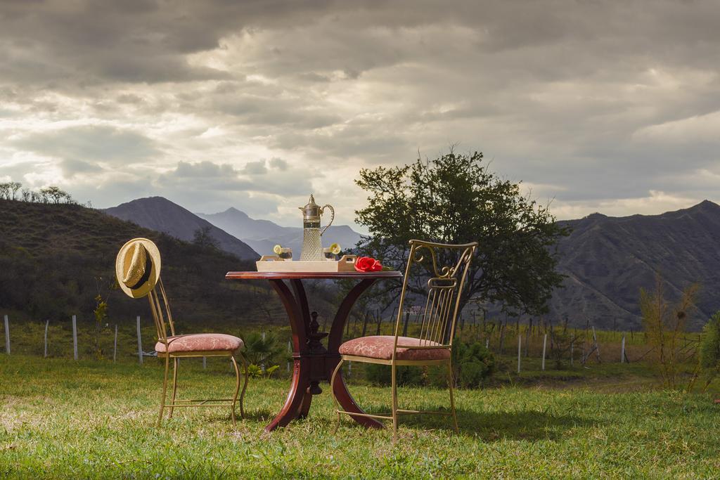 Villa Beatriz Lodge Vilcabamba Extérieur photo