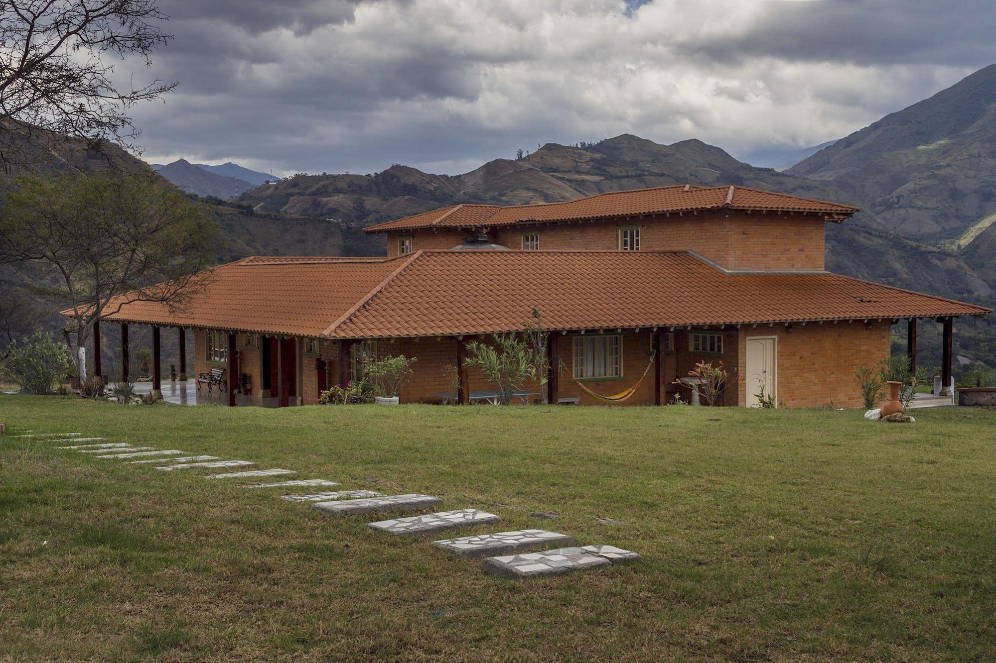 Villa Beatriz Lodge Vilcabamba Extérieur photo