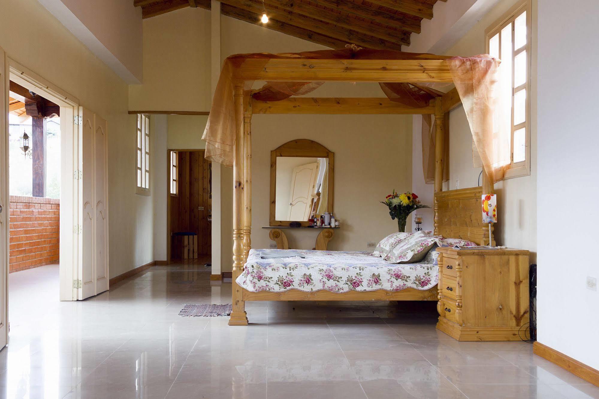 Villa Beatriz Lodge Vilcabamba Extérieur photo