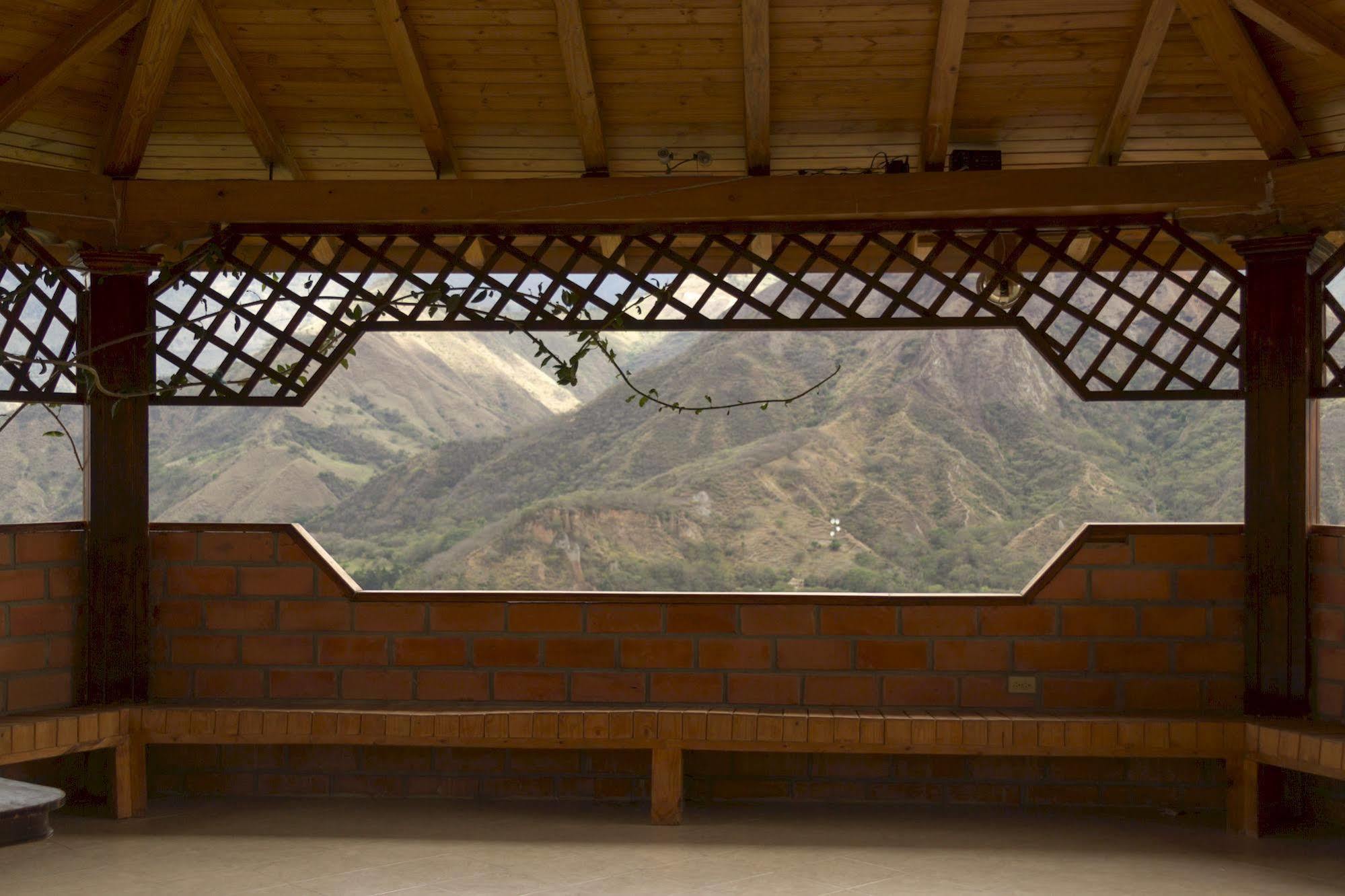 Villa Beatriz Lodge Vilcabamba Extérieur photo